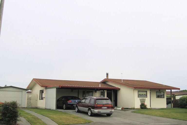 Photo of property in 170 Tait Drive, Greenmeadows, Napier, 4112