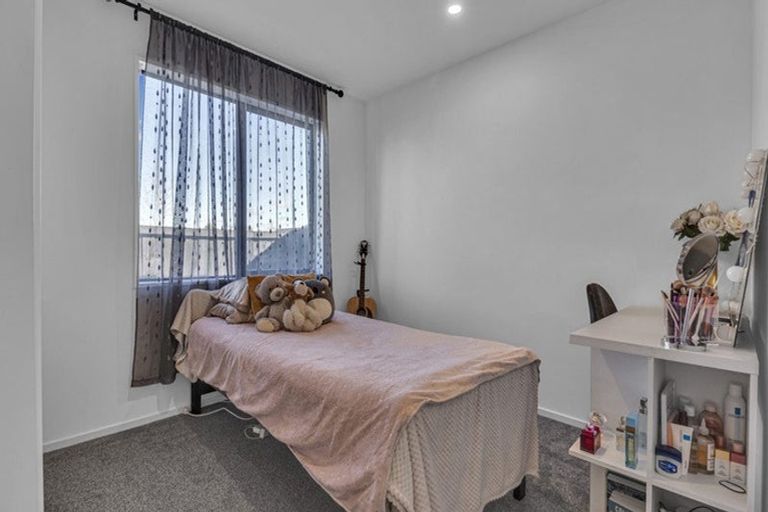 Photo of property in 46 Epsom Road, Sockburn, Christchurch, 8042