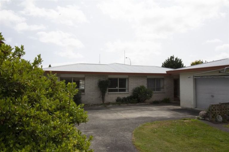 Photo of property in 9 Oxford Street, Tirau, 3410