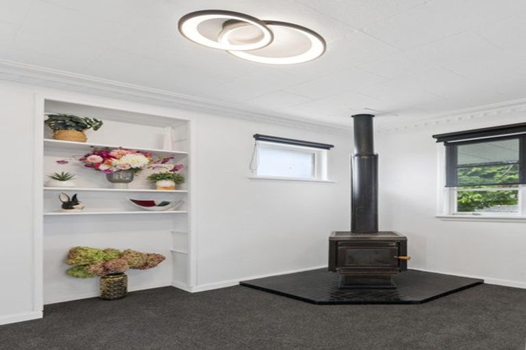 Photo of property in 222 Great South Road, Huntly, 3700