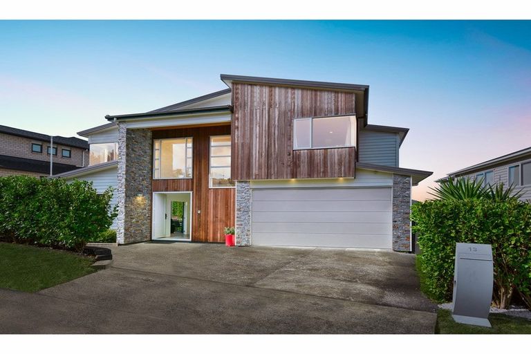 Photo of property in 13 Harvest Avenue, Orewa, 0931