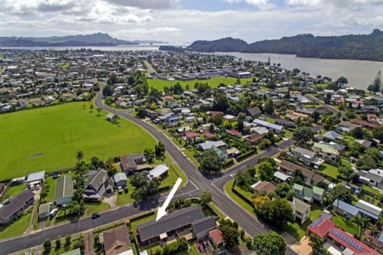 Photo of property in 70c Catherine Crescent, Whitianga, 3510