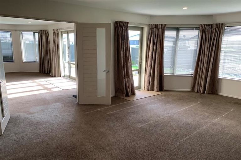 Photo of property in 4 Kingsbridge Drive, Burwood, Christchurch, 8083