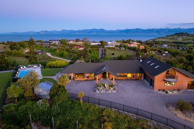 Photo of property in 82 Brooks View Heights, Tasman, Upper Moutere, 7173