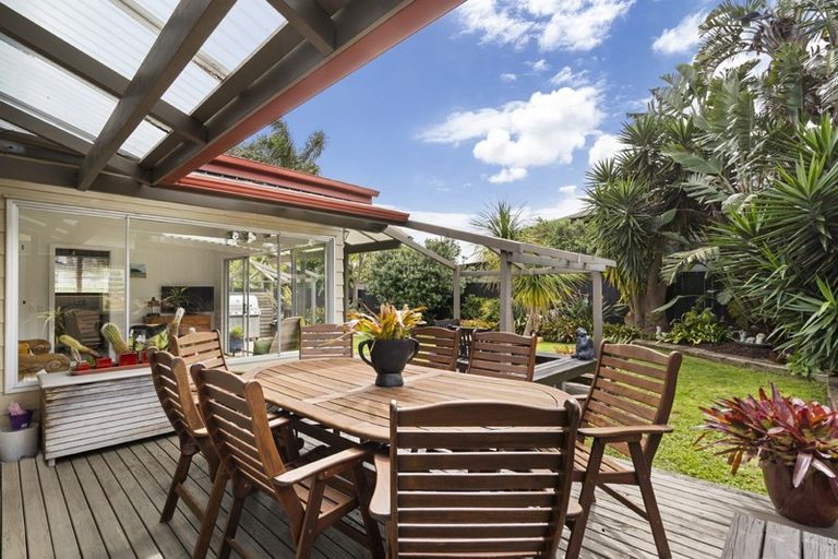 Photo of property in 50a Ngataringa Road, Devonport, Auckland, 0624