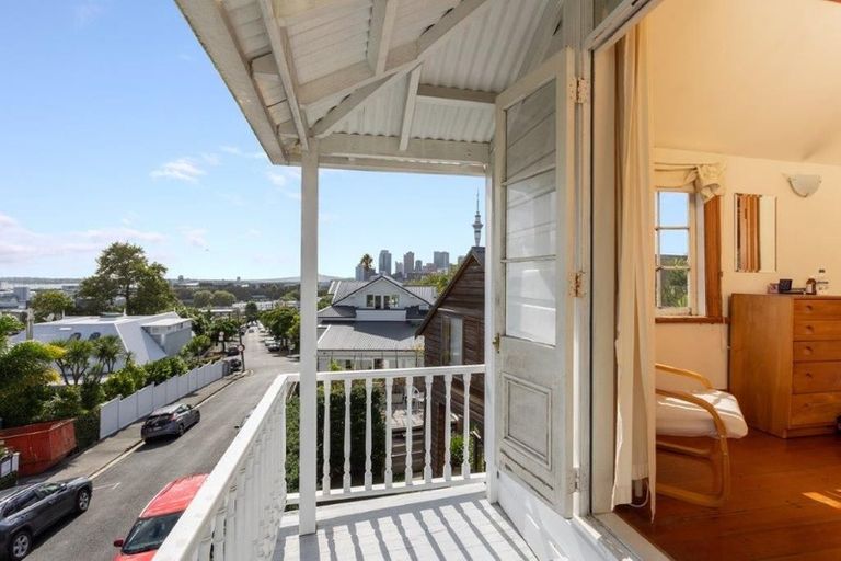 Photo of property in 17 Gunson Street, Freemans Bay, Auckland, 1011