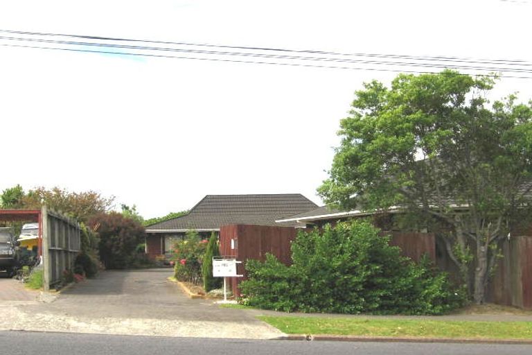 Photo of property in 1/167 Deep Creek Road, Torbay, Auckland, 0630