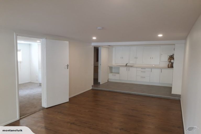 Photo of property in 92 Sylvia Road, Hillcrest, Auckland, 0627