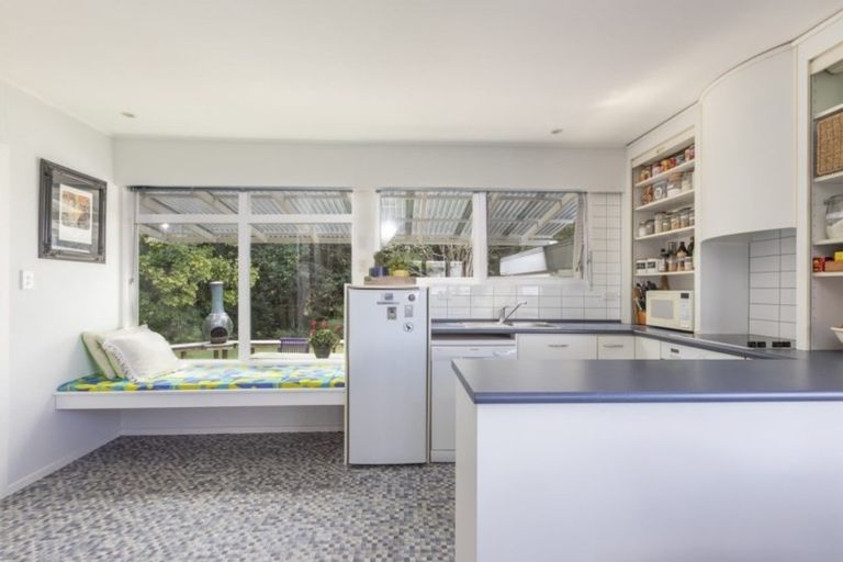 Photo of property in 34 Awanui Crescent, Matakana, Warkworth, 0985