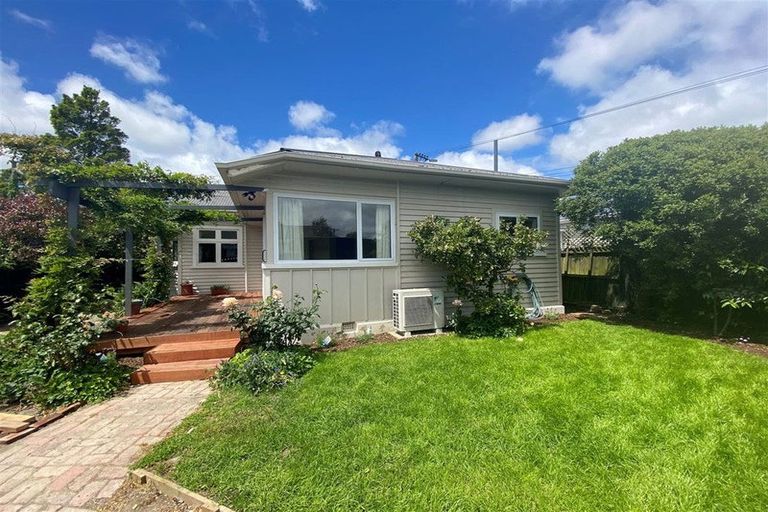 Photo of property in 187 Matsons Avenue, Papanui, Christchurch, 8053