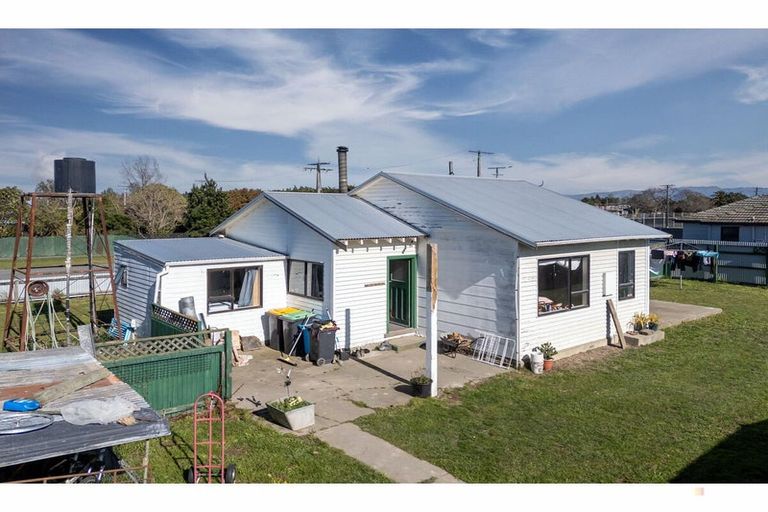 Photo of property in 104 King Street, Pareora, 7912
