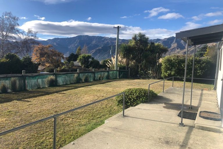 Photo of property in 229 Lakeview Terrace, Lake Hawea, Wanaka, 9382