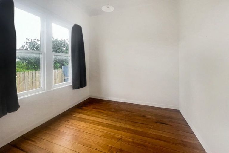 Photo of property in 23a Salisbury Avenue, Terrace End, Palmerston North, 4410