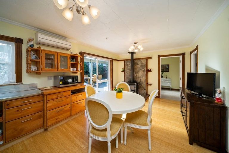 Photo of property in 543 Manutahi Road, Lepperton, New Plymouth, 4373