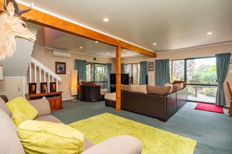 Photo of property in 1 Ferry Road, Waipu, 0510