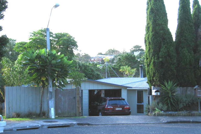 Photo of property in 26 Infidel Place, Torbay, Auckland, 0630