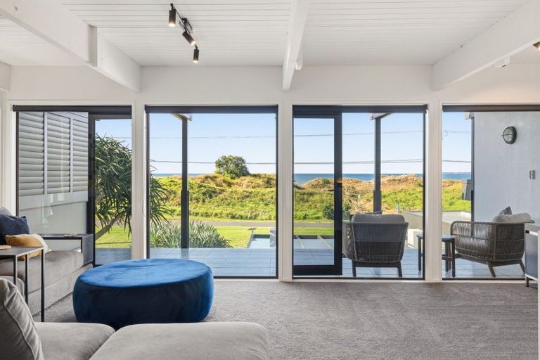 Photo of property in 670 Papamoa Beach Road, Papamoa Beach, Papamoa, 3118