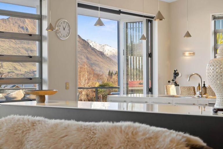 Photo of property in 169 Plantation Road, Wanaka, 9305