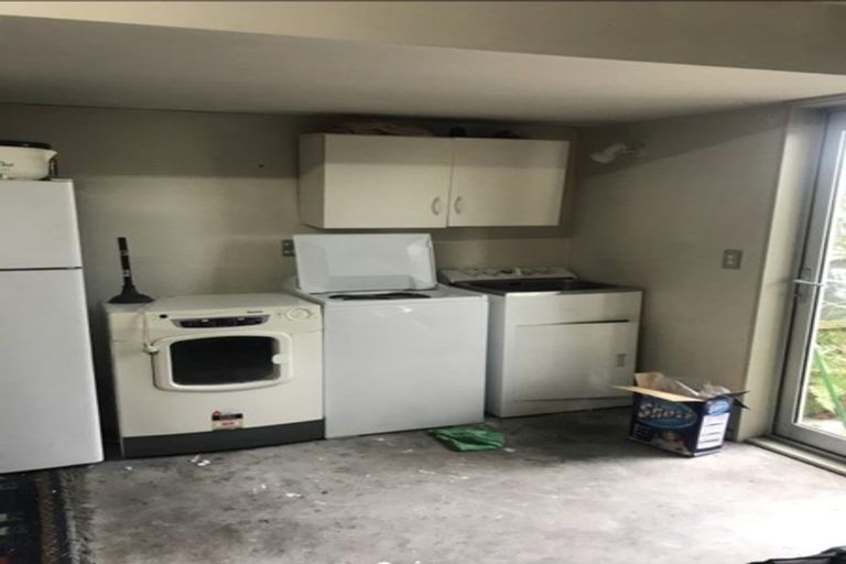 Photo of property in 11 Linkwater Way, Parklands, Christchurch, 8083