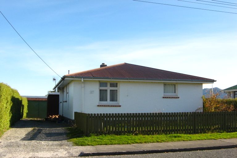 Photo of property in 37 Gordon Terrace, East Gore, Gore, 9710