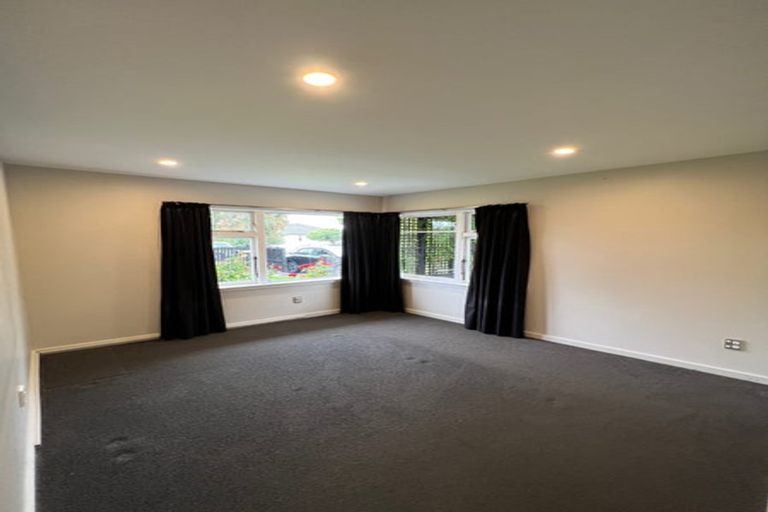 Photo of property in 24 Sledmere Street, Burnside, Christchurch, 8053