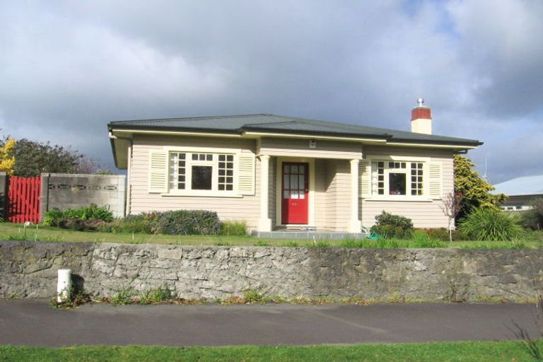 Photo of property in 42 Matamau Street, Palmerston North, 4414