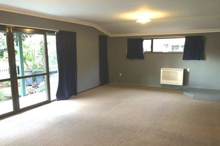 Photo of property in 53 Parkstone Avenue, Ilam, Christchurch, 8041