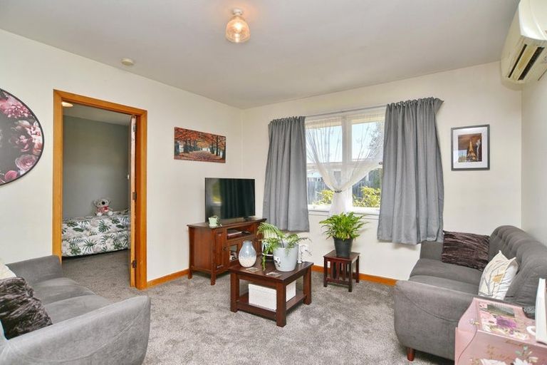Photo of property in 10b Mcalpine Place, Rangiora, 7400