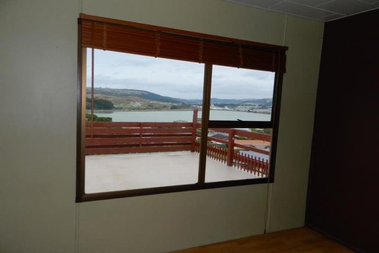 Photo of property in 10 Finn Place, Titahi Bay, Porirua, 5022