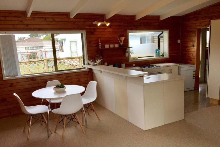 Photo of property in 23 Bluewater Place, Wattle Downs, Auckland, 2103