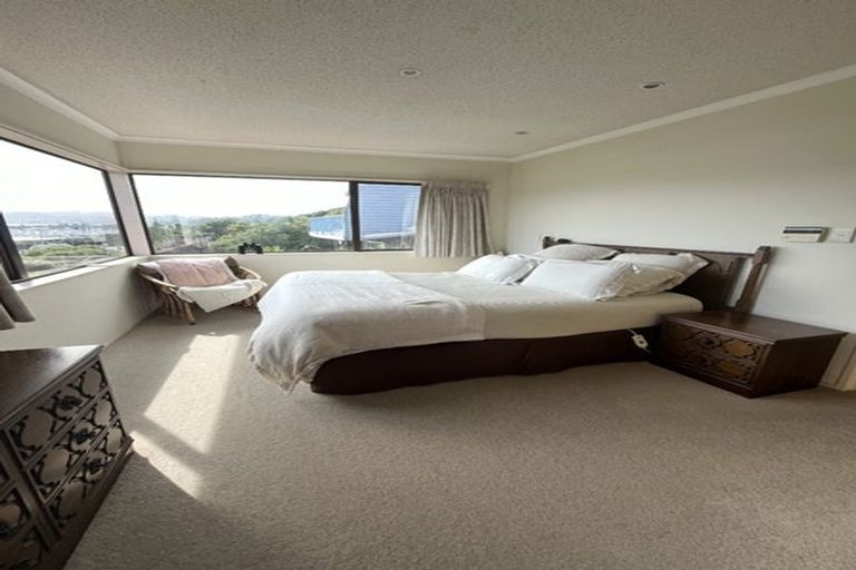 Photo of property in 38 Paremata Crescent, Paremata, Porirua, 5024