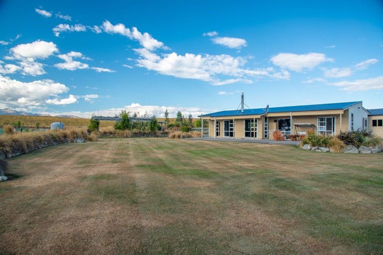 Photo of property in 35 Ben Ohau Road, Ben Ohau, Twizel, 7999