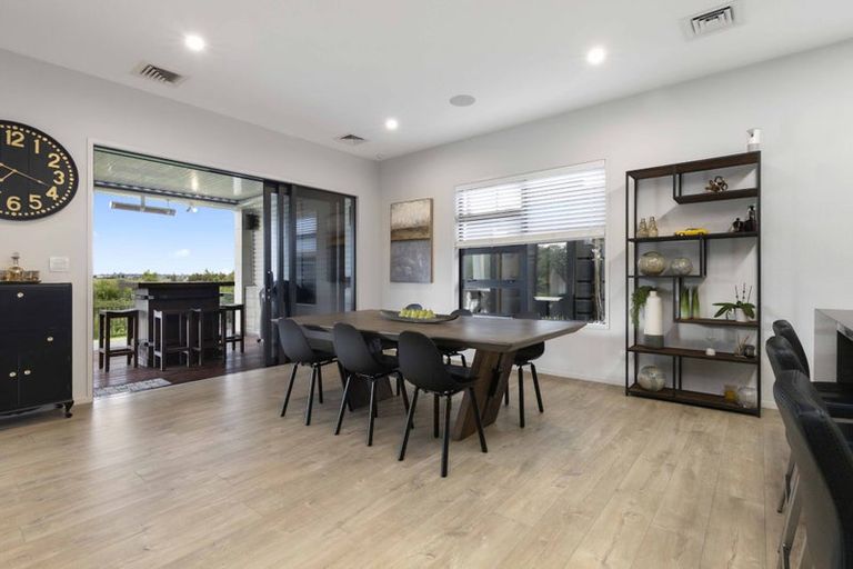 Photo of property in 67 Milano Boulevard, Karaka, Papakura, 2113