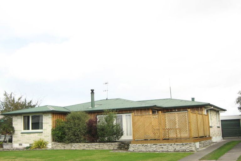 Photo of property in 11 Lipscombe Crescent, Havelock North, 4130