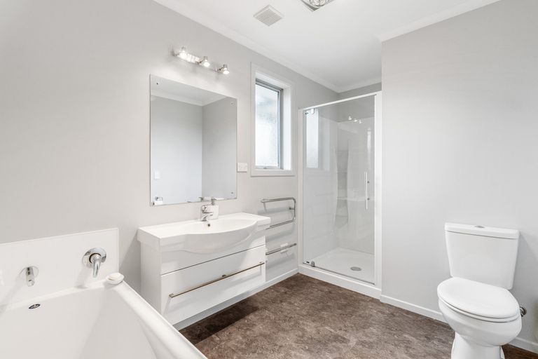 Photo of property in 23 Grandvista Drive, Green Island, Dunedin, 9018