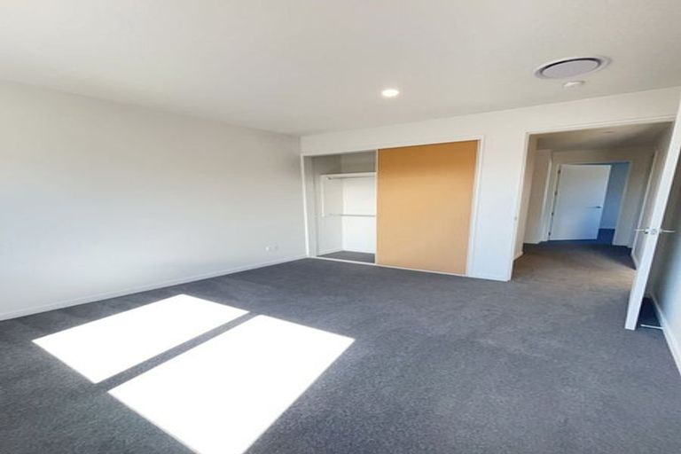 Photo of property in 31 Te Kanawa Lane, Rolleston, 7615