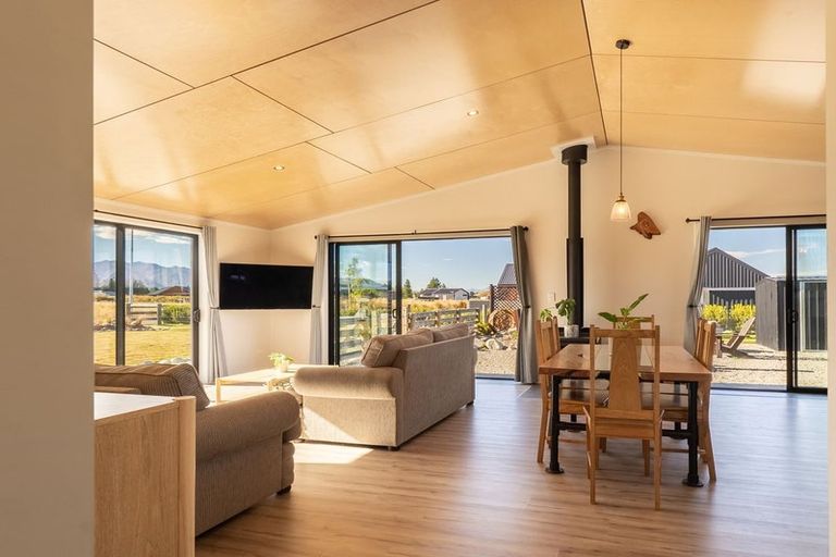 Photo of property in 1 Tussock Crescent, Twizel, 7901