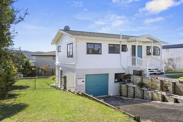 Photo of property in 4 Norrie Avenue, Raglan, 3225