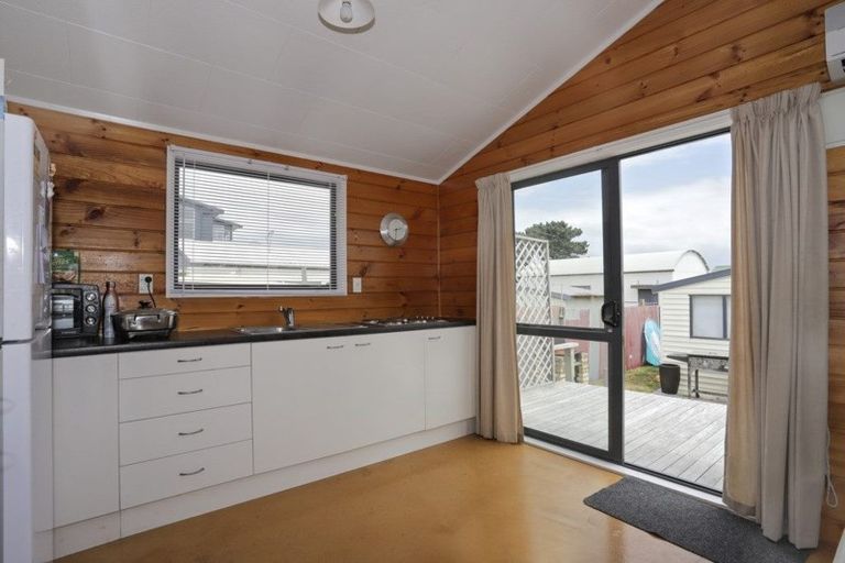 Photo of property in 494 Pukehina Parade, Pukehina, Te Puke, 3189