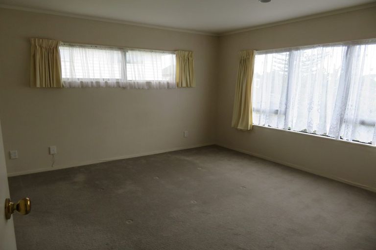 Photo of property in 36a Greenhill Crescent, Pakuranga, Auckland, 2010