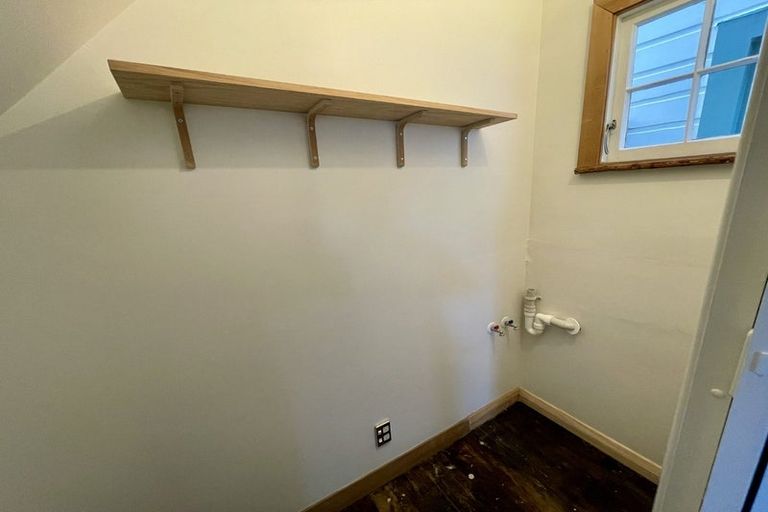 Photo of property in 12 Normanby Street, Newtown, Wellington, 6021