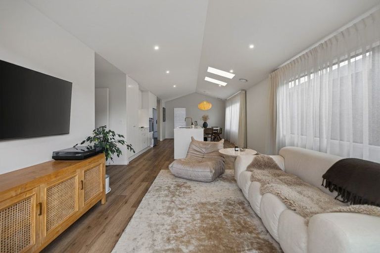 Photo of property in 11 Waterfowl Road, Jacks Point, 9371