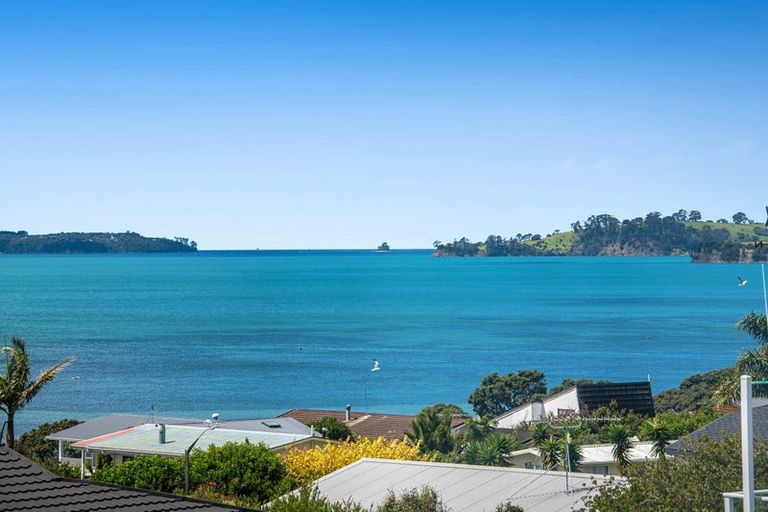 Photo of property in 18 Kotuku Place, Snells Beach, 0920