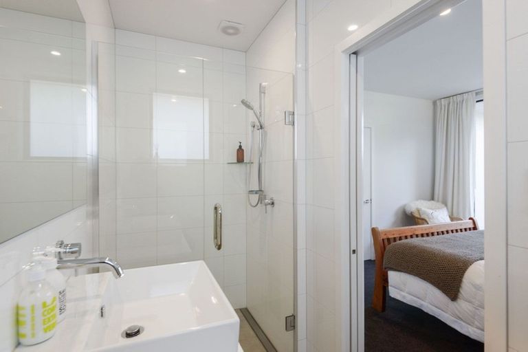 Photo of property in 7 Campana Lane, St Albans, Christchurch, 8052