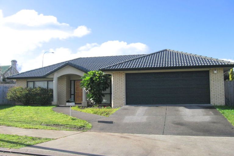 Photo of property in 11 Campile Close, East Tamaki, Auckland, 2016
