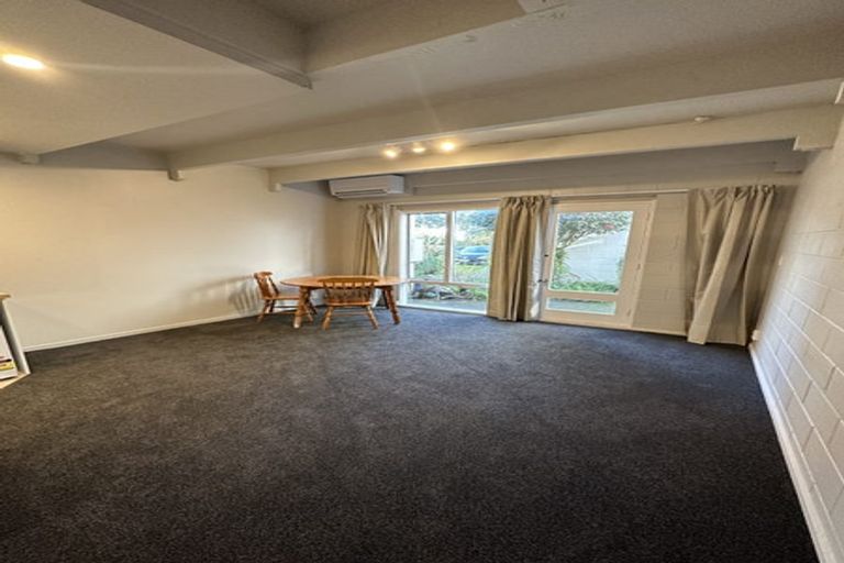 Photo of property in Sherwood Mews, 28y Bidwill Street, Mount Cook, Wellington, 6021