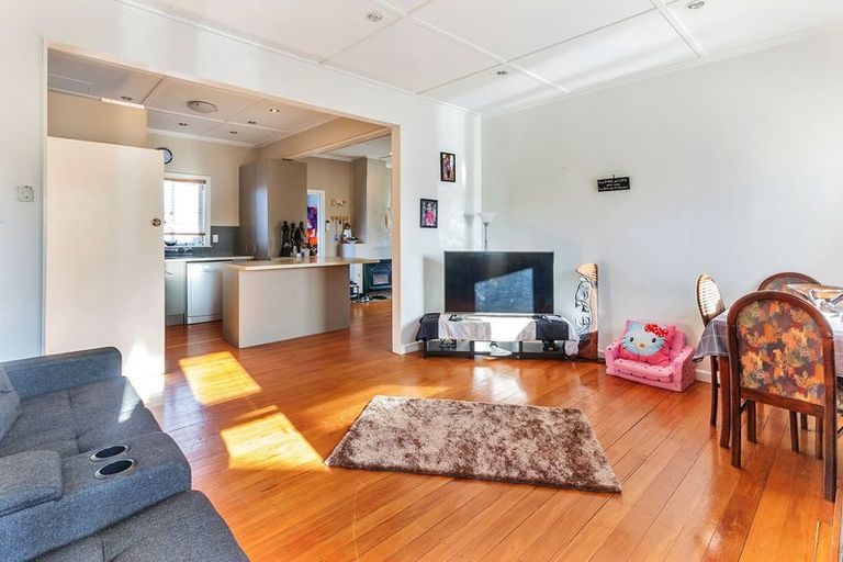 Photo of property in 18a Jellicoe Road, Manurewa, Auckland, 2102