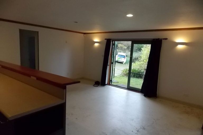 Photo of property in 90 Percy Dyett Drive, Karori, Wellington, 6012