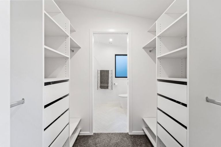 Photo of property in 12 Capitol Road, Matakatia, Whangaparaoa, 0930