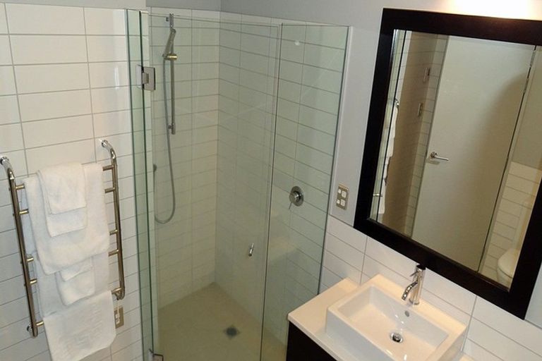 Photo of property in The Quay, 1001/332 Lambton Quay, Wellington Central, Wellington, 6011